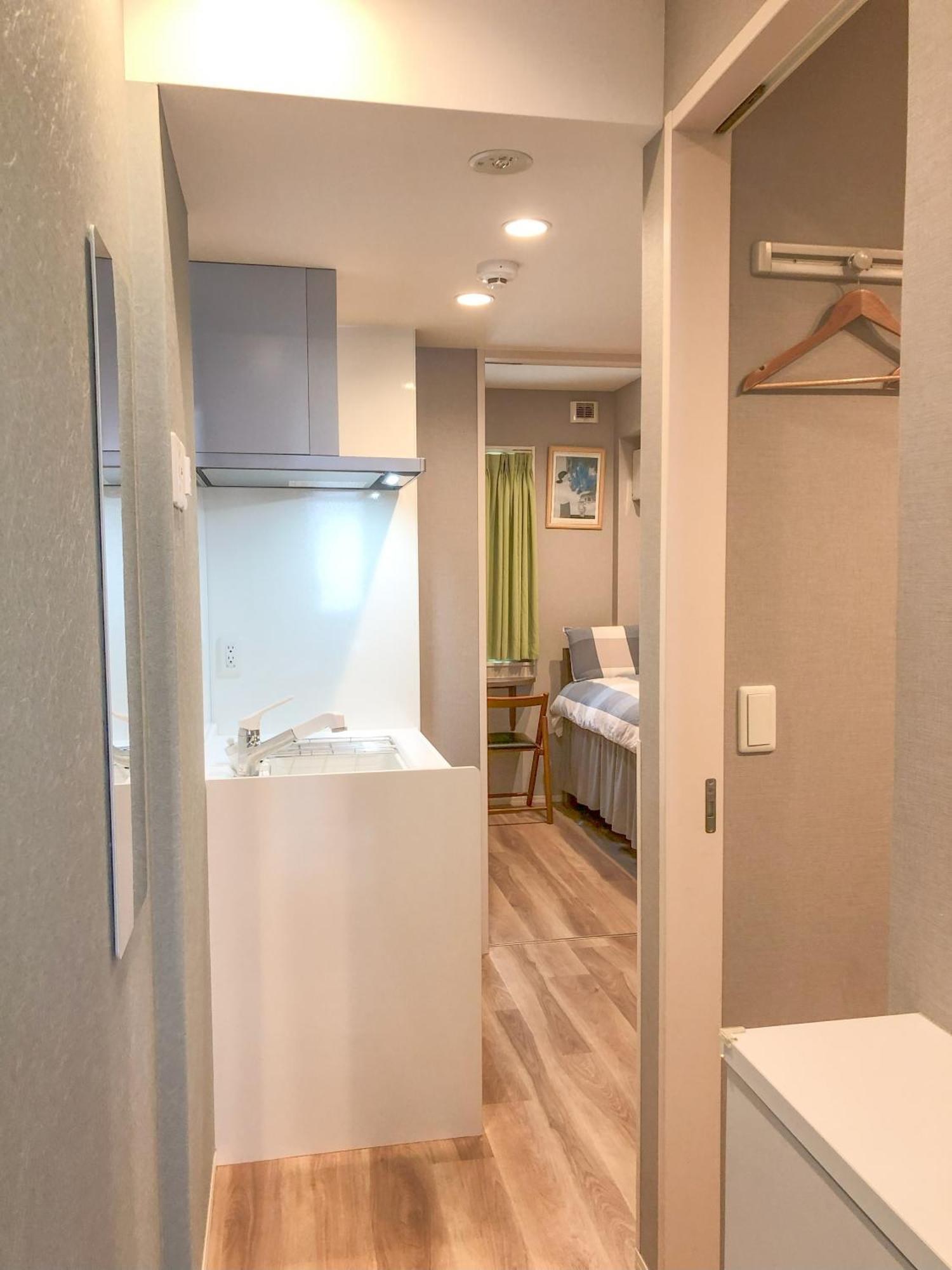 Shinjuku Warm House โรงแรม 2*